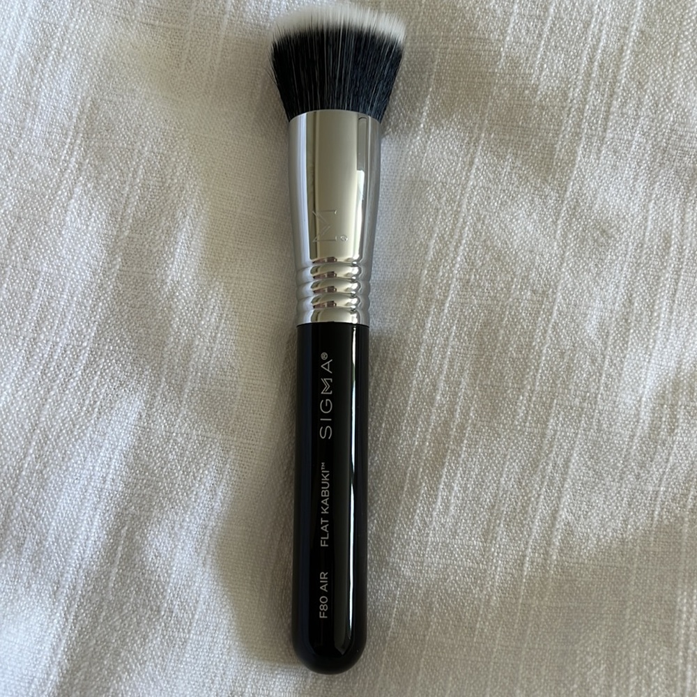 Sigma Beauty F80 Air Flat Kabuki Makeup Brush